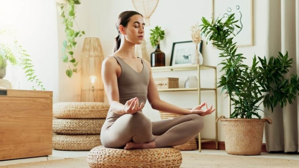 Can’t sit still for meditation? Yoga expert shares 5 tips for beginners to stay focused and calm | Health
