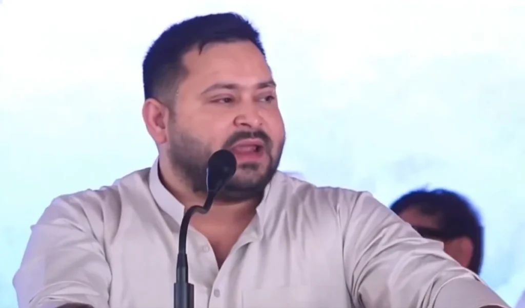 Rahul Gandhi की ‘मतदाता अधिकार यात्रा’ सासाराम से शुरू, Tejashwi Yadav ने भाजपा पर साधा निशाना