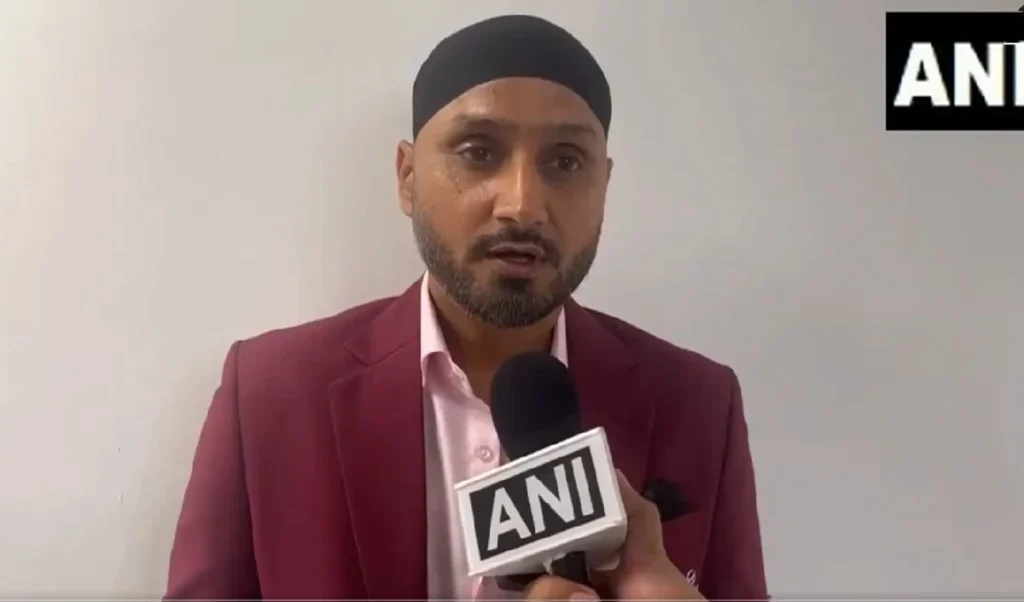एशिया कप को लेकर हरभजन सिंह ने की अपील, कहा- खून और पानी एकसाथ नहीं बह सकते…