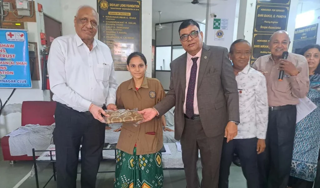 दिग्विजय लायंस फाउंडेशन ने अहमदाबाद विमान दुर्घटना में आवश्यक मानवीय सेवा प्रदान कर मानवीय सेवा का उत्कृष्ट उदाहरण प्रस्तुत किया: मगनभाई पटेल