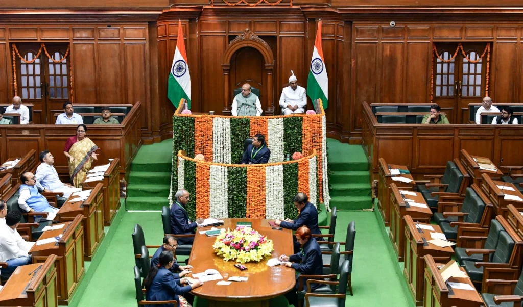 दिल्ली विधानसभा में फांसी घर विवाद: मुख्यमंत्री ने आप के दावे की जांच की मांग की