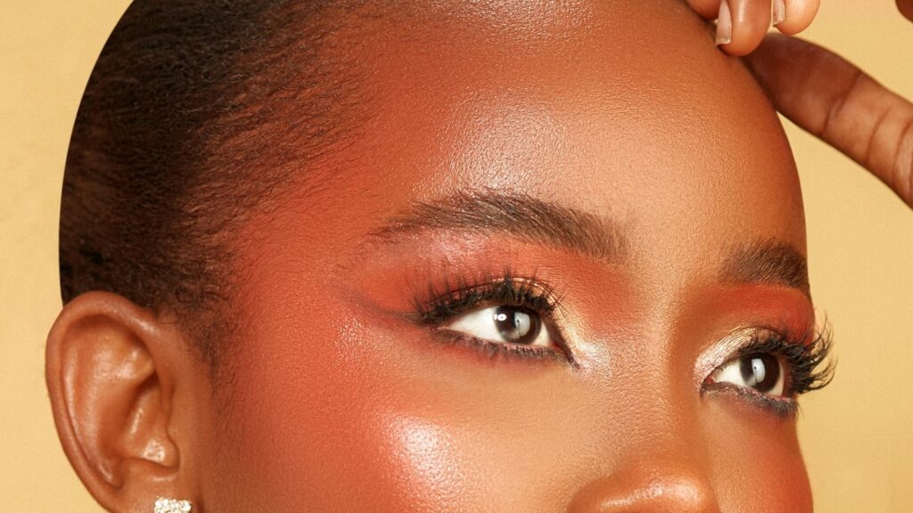 How to apply highlighter like a pro: A step-by-step guide for a dewy glow