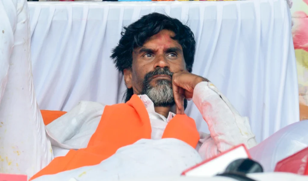 Maratha Reservation Protest | पांचवें दिन भी मनोज जारंगे की भूख हड़ताल जारी, हाईकोर्ट ने कहा- मुंबई को बंधक नहीं बना सकते