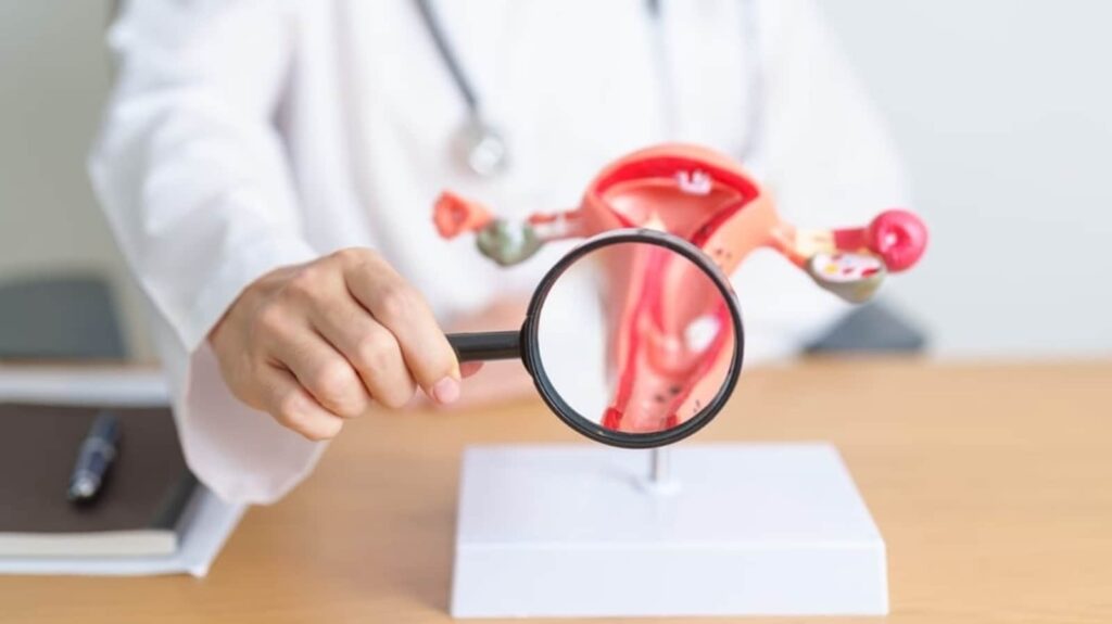 Oncologist shares 8 things to know about early satiety and ovarian cancer’s link: When should you worry?