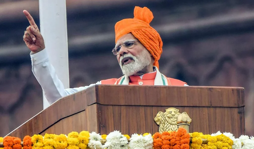 कुछ बड़ा करने में ही यकीन रखते हैं Modi, पहले 12 लाख तक की आय को Tax-Free किया अब जरूरत का हर सामान सस्ता कर दिया, देखें नई GST Rate List