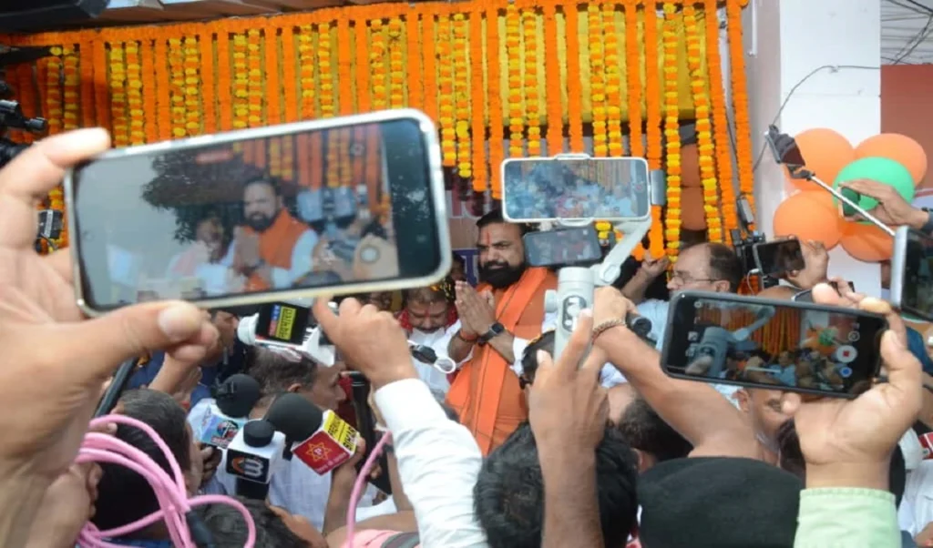 जीएसटी कटौती का लाभ जनता को मिल रहा या नहीं, जानने बाजार पहुंचे उपमुख्यमंत्री सम्राट चौधरी