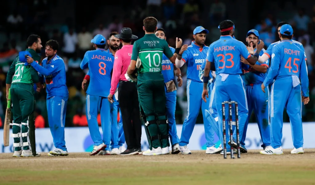 भारत-पाक मैच पर SC का दो टूक: 'यह सिर्फ एक मैच है, इसे चलना चाहिए'