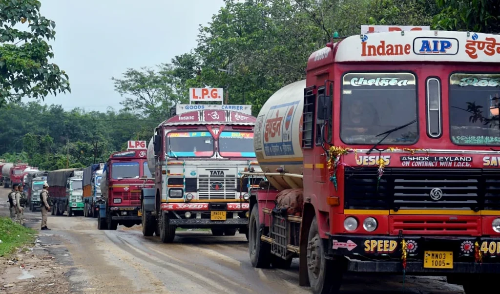 मणिपुर में शांति का मार्ग प्रशस्त! कुकी-ज़ो NH-2 खोलने पर सहमत, हिंसाग्रस्त राज्य को राहत