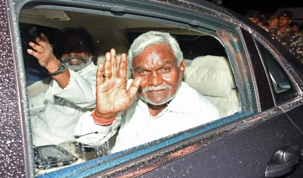 हेमंत सोरेन सरकार में पेसा कानून लागू करने की इच्छाशक्ति का अभाव: चंपई सोरेन