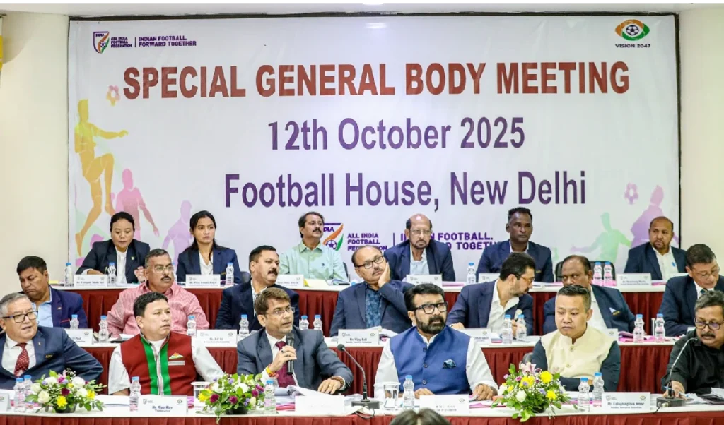 AIFF ने लिया बड़ा फैसला, दो विवादित धाराओं को छोड़कर अपनया सु्प्रीम कोर्ट का संविधान AIFF ने लिया बड़ा फैसला, दो विवादित धाराओं को छोड़कर अपनया सु्प्रीम कोर्ट का संविधान
