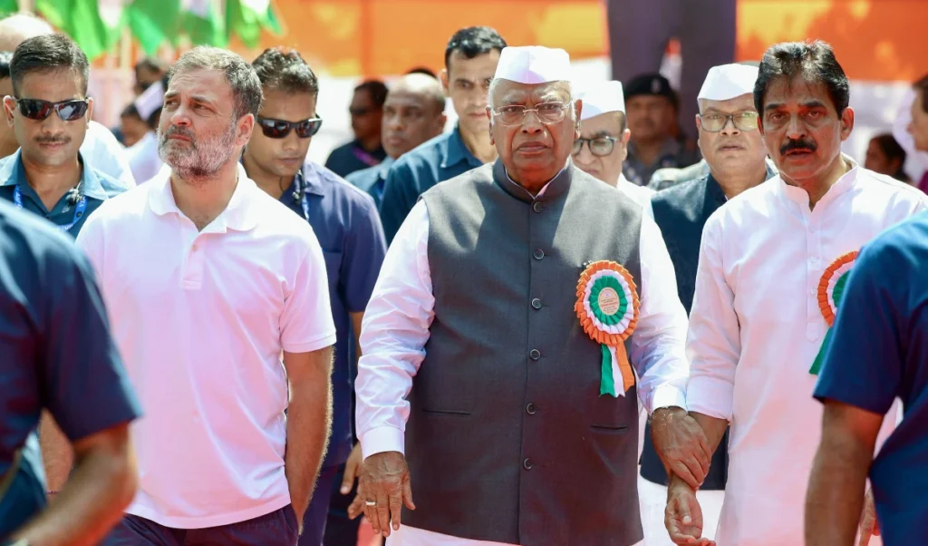 Congress On Sardar Patel | मल्लिकार्जुन खरगे बोले- सरदार पटेल कांग्रेस की विचारधारा का अटूट हिस्सा, नेहरू उन्हें एकता का संस्थापक कहते थे