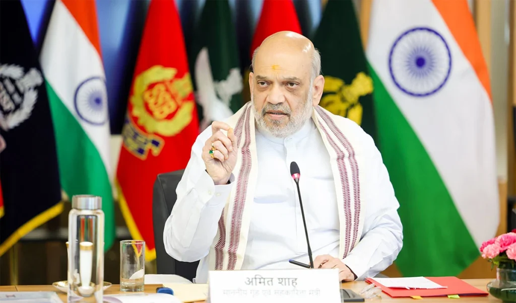 Home Minister Amit Shah ने Jammu-Kashmir की सुरक्षा स्थिति की समीक्षा की, Terror Funding पर होगा कड़ा प्रहार