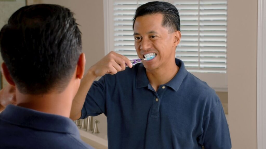 Physician warns ‘never skip brushing teeth at night’ as poor oral hygiene is linked to high risk of heart failure