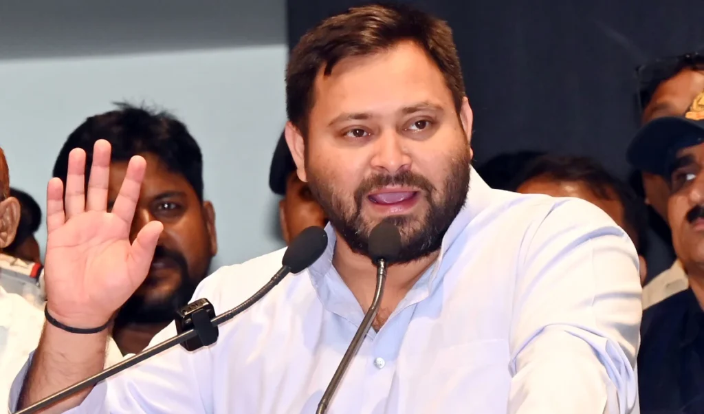 Tejashwi Yadav का सनसनीखेज आरोप, भाजपा के कहने पर Nitish Kumar के खाने में मिलावट हो रही!