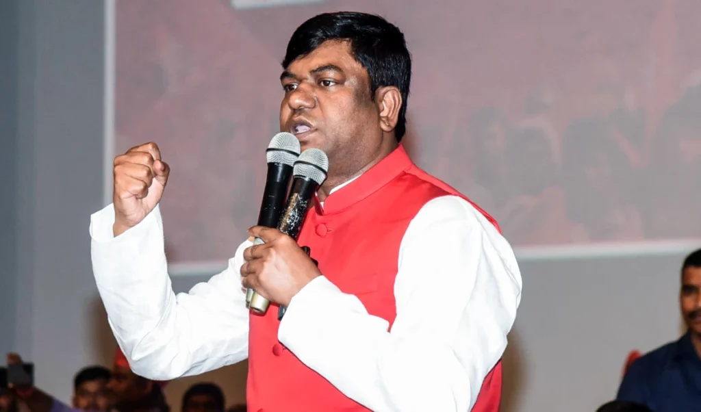 क्या महागठबंधन से बाहर होंगे मुकेश सहनी? बिहार में सियासी हलचल तेज