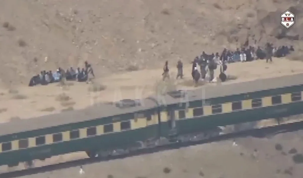 पाकिस्तान में फिर जाफर एक्सप्रेस पर हमला, ब्लास्ट में कई घायल, इस विद्रोही समूह ने ली जिम्मेदारी