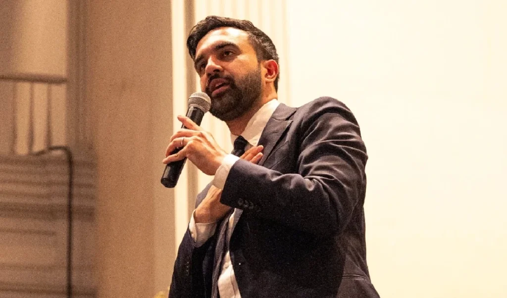 New York Mayor Election: ज़ोहरान ममदानी एंड्रयू कुओमो से आगे, 7,35,000 लोगों ने डाला वोट New York Mayor Election: ज़ोहरान ममदानी एंड्रयू कुओमो से आगे, 7,35,000 लोगों ने डाला वोट