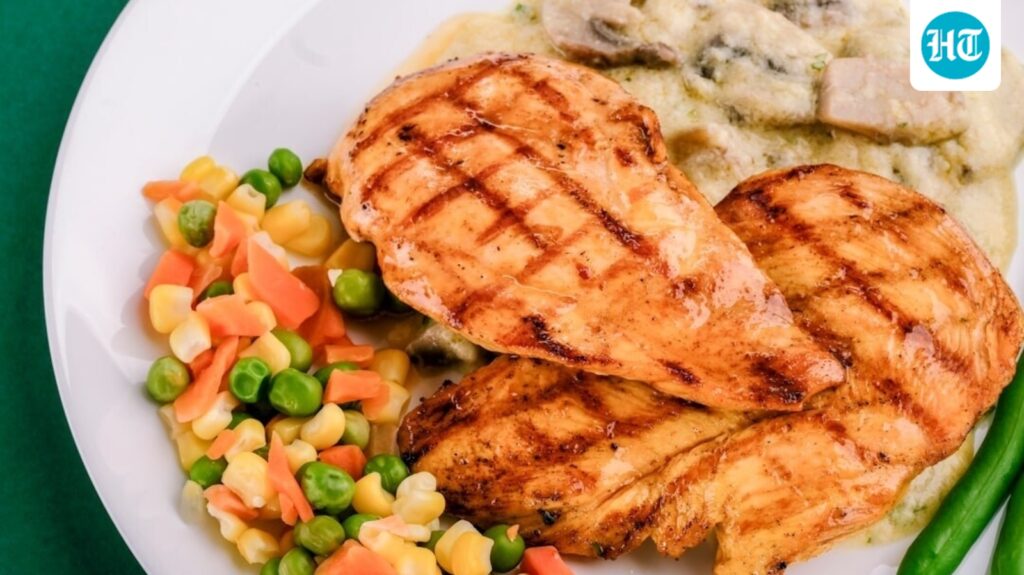 Nutritionist says it’s not what you eat, but how you eat that shapes your weight goals: ‘It all depends on the food’s…’ Nutritionist says it’s not what you eat, but how you eat that shapes your weight goals: ‘It all depends on the food’s…’