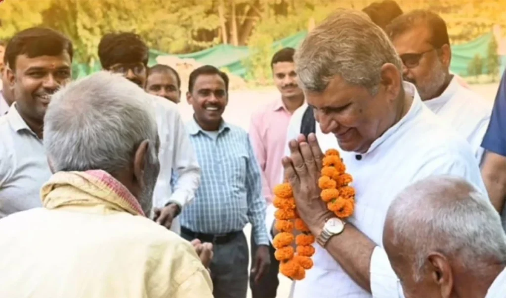 Sarairanjan Assembly Seat: क्या जेडीयू के गढ़ को तोड़ पाएगी RJD और जनसुराज पार्टी, त्रिकोणीय हुआ मुकाबला Sarairanjan Assembly Seat: क्या जेडीयू के गढ़ को तोड़ पाएगी RJD और जनसुराज पार्टी, त्रिकोणीय हुआ मुकाबला