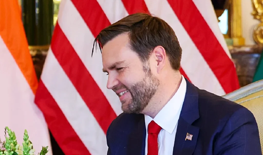 vance is fueling anti hindu sentiment indian origin mp krishnamoorthi takes aim at him