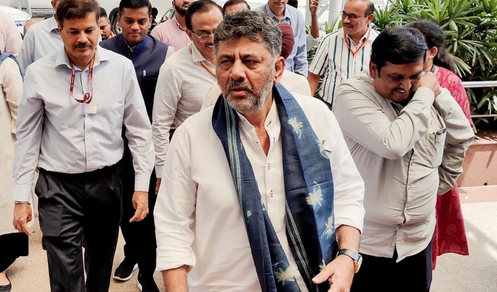 कर्नाटक: डीके शिवकुमार बोले- सिर्फ CM और मेरी बात अहम, बाकी सब अफवाहें
