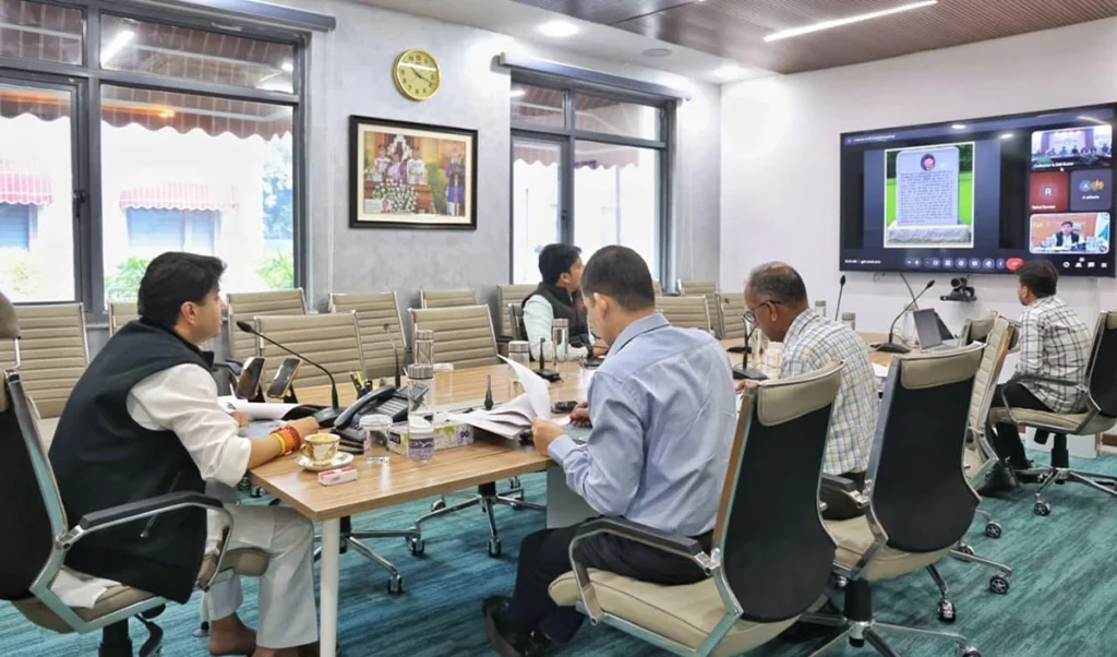 केंद्रीय मंत्री ज्योतिरादित्य सिंधिया की अध्यक्षता में गुना के नियोजन एवं सौंदर्यीकरण पर महत्वपूर्ण बैठक