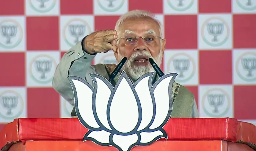 पीएम मोदी का आरा में बड़ा आरोप: ‘RJD ने कांग्रेस से कनपट्टी पर कट्टा रख CM पद छीना’ पीएम मोदी का आरा में बड़ा आरोप: ‘RJD ने कांग्रेस से कनपट्टी पर कट्टा रख CM पद छीना’