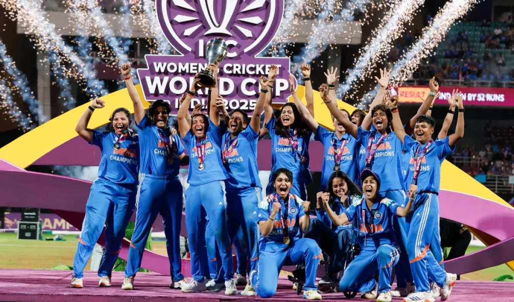 शानदार प्रदर्शन के बाद दिल्ली पहुंचेगी चैंपियन टीम इंडिया, PM मोदी से होगी भेंट शानदार प्रदर्शन के बाद दिल्ली पहुंचेगी चैंपियन टीम इंडिया, PM मोदी से होगी भेंट