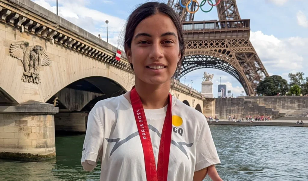 शीतल देवी ने रचा इतिहास! एबल-बॉडीड टीम में चुनी जाने वाली पहली पैरा आर्चर बनीं।