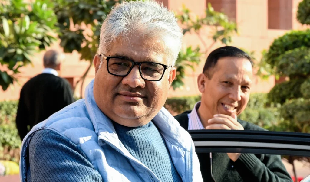 Aravalli row: केंद्र सरकार का दावा, 0.19 प्रतिशत क्षेत्र ही खनन के लिए खुला है