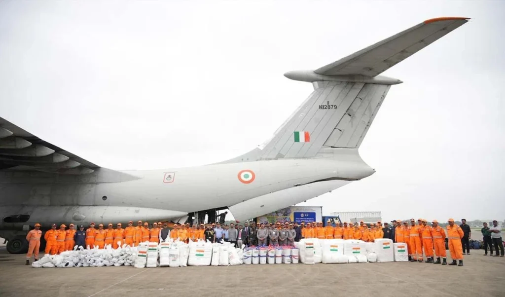 Cyclone Ditwah: श्रीलंका में फंसे भारतीय नागरिकों को वायुसेना के विमान से तिरुवनंतपुरम लाया गया