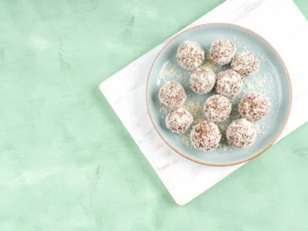 Peanut Butter Energy Balls, A Quick and Protein-Packed Winter Snack You Must Try