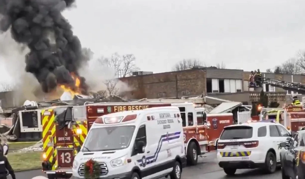 अमेरिका के नर्सिंग होम में विस्फोट, आग और धुएं से मची अफरा-तफरी