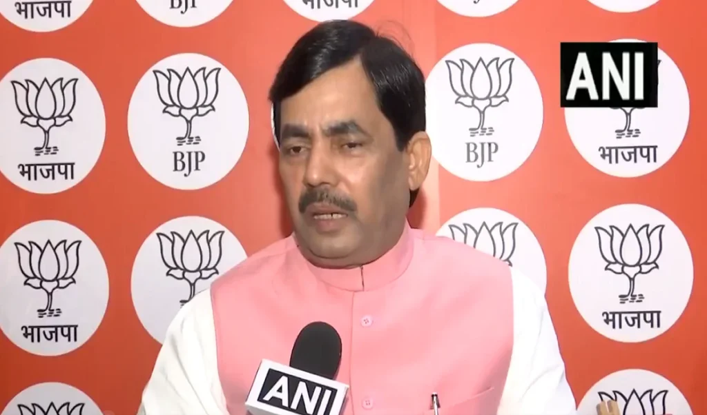 ‘मुसलमानों को भड़काने की साज़िश’: शाहनवाज़ हुसैन का महमूद मदनी पर गंभीर आरोप