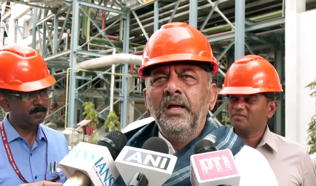 मैं चुपके से दिल्ली नहीं जाऊंगा…, कर्नाटक में सत्ता परिवर्तन की अटकलों पर डीके शिवकुमार का जवाब