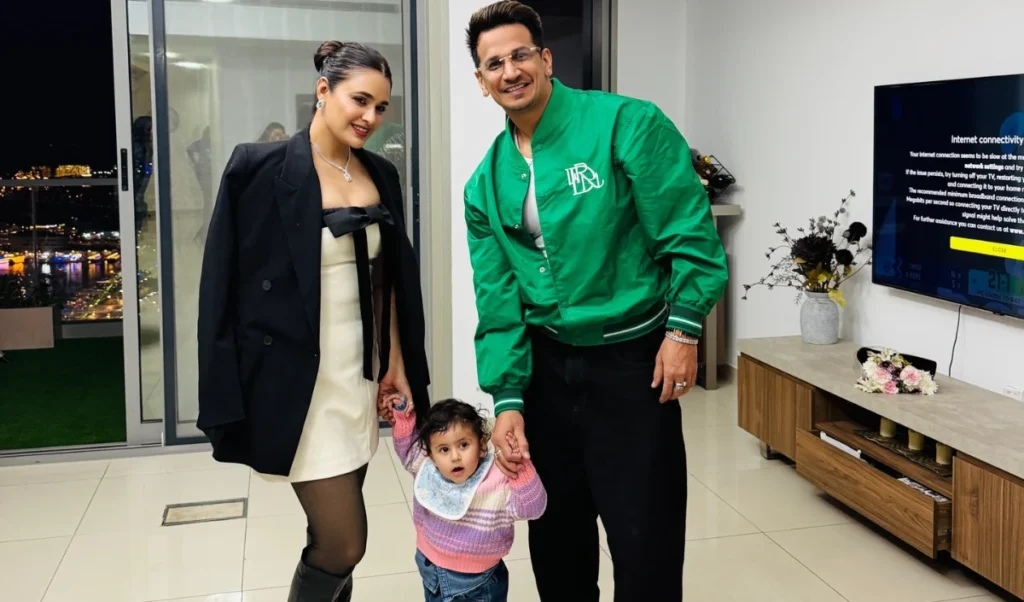 Big Boss विनर Prince Narula ने Yuvika से तलाक की अटकलों पर लगाया फुल स्टॉप, बोले- 'हम अलग नहीं हो रहे' Big Boss विनर Prince Narula ने Yuvika से तलाक की अटकलों पर लगाया फुल स्टॉप, बोले- 'हम अलग नहीं हो रहे'