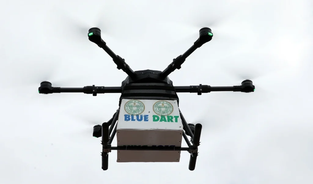 Blue Dart Express: दिसंबर तिमाही में 11% गिरकर ₹70 करोड़ हुआ Net Profit, Revenue में उछाल।