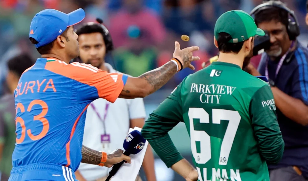 India-Pakistan सीरीज क्यों नहीं? Saqlain Mushtaq ने बताई असली वजह, Politics को ठहराया दोषी