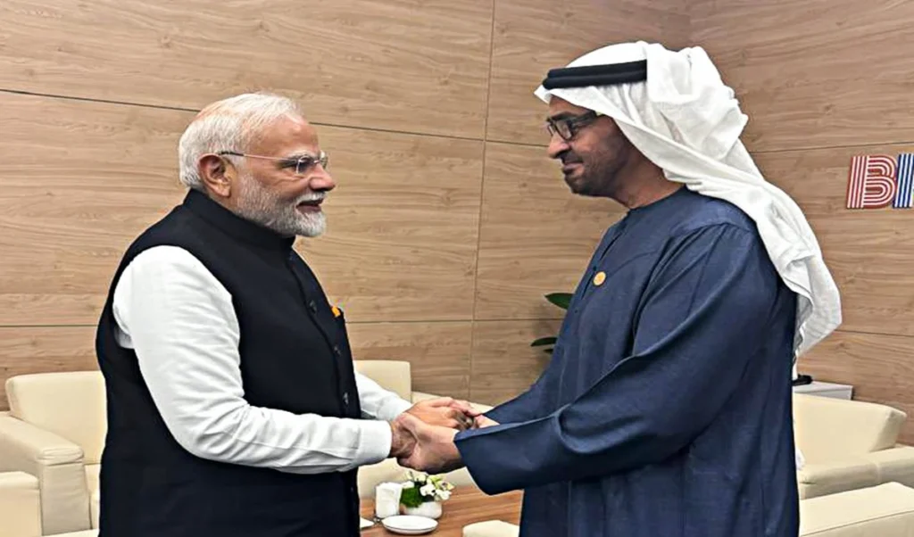 Iran के लिए ट्रंप ने ऐसा क्या प्लान बनाया, UAE के राष्ट्रपति ने मोदी से मिलने के लिए अपना प्लेन भारत घुमाया, क्या बड़ा होने वाला है? Iran के लिए ट्रंप ने ऐसा क्या प्लान बनाया, UAE के राष्ट्रपति ने मोदी से मिलने के लिए अपना प्लेन भारत घुमाया, क्या बड़ा होने वाला है?
