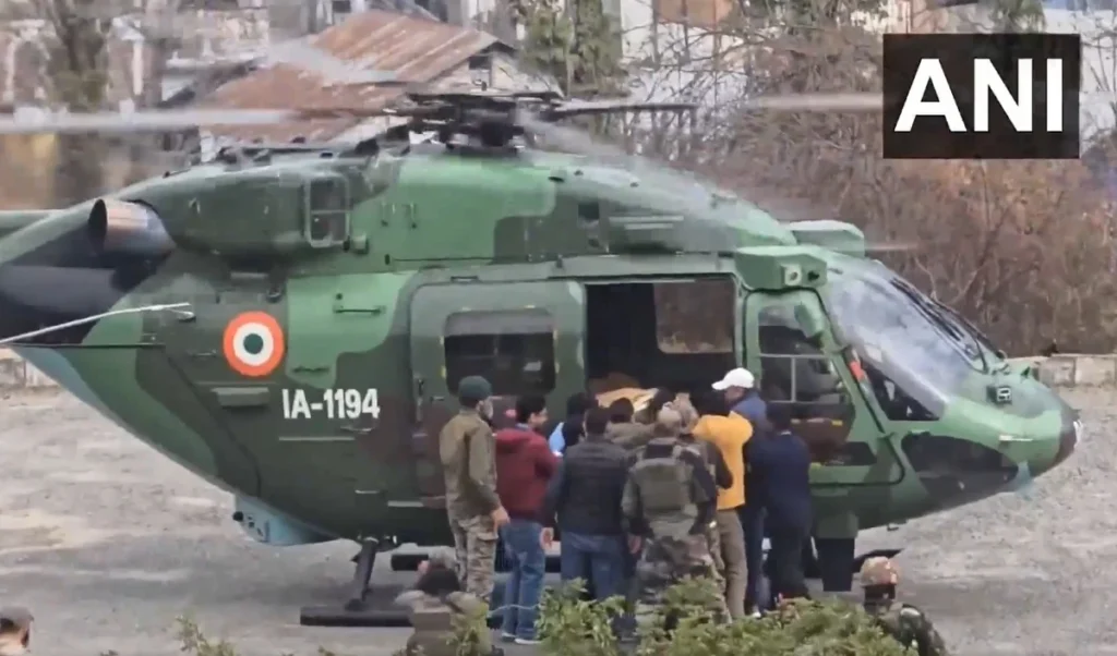 Jammu and Kashmir | डोडा में भीषण सड़क हादसा, गहरी खाई में गिरा सेना का ट्रक,  10 वीर जवानों ने गंवाई जान, 9 घायल