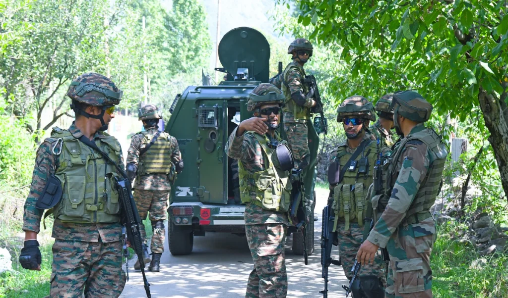 Kishtwar Encounter: तिरंगे की आन पर किश्तवाड़ में कुर्बान हुआ एक और लाल, पैराट्रूपर गजेंद्र सिंह की शहादत से गमगीन हुआ देश