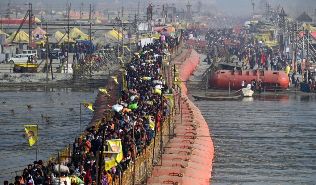 Mauni Amavasya पर सुबह 1.3 करोड़ लोगों ने गंगा में डुबकी लगाई