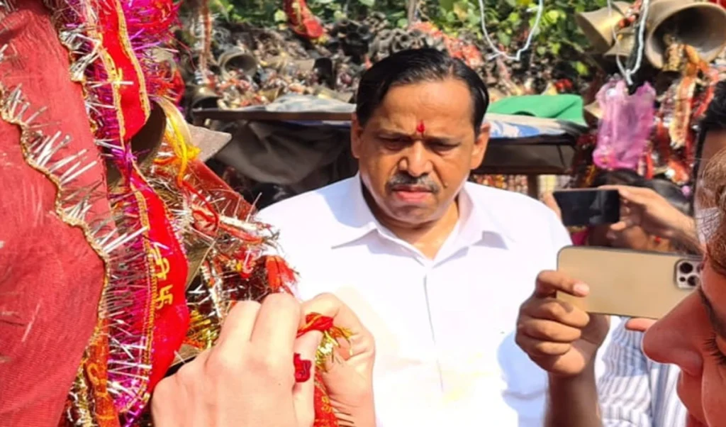 Rahul Gandhi से नहीं मिलने दिया? UP Congress में बड़ी बगावत, Naseemuddin Siddiqui ने छोड़ी पार्टी Rahul Gandhi से नहीं मिलने दिया? UP Congress में बड़ी बगावत, Naseemuddin Siddiqui ने छोड़ी पार्टी