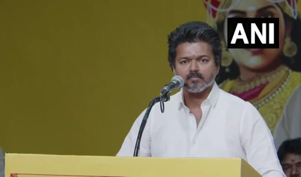 Thalapathy Vijay की DMK-AIADMK को सीधी चुनौती, TVK अकेले लड़ेगी Tamil Nadu Election 2026