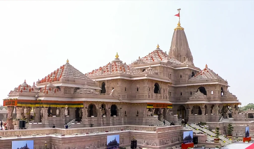 delhi to ayodhya budget trip analysis for 5000 rupee