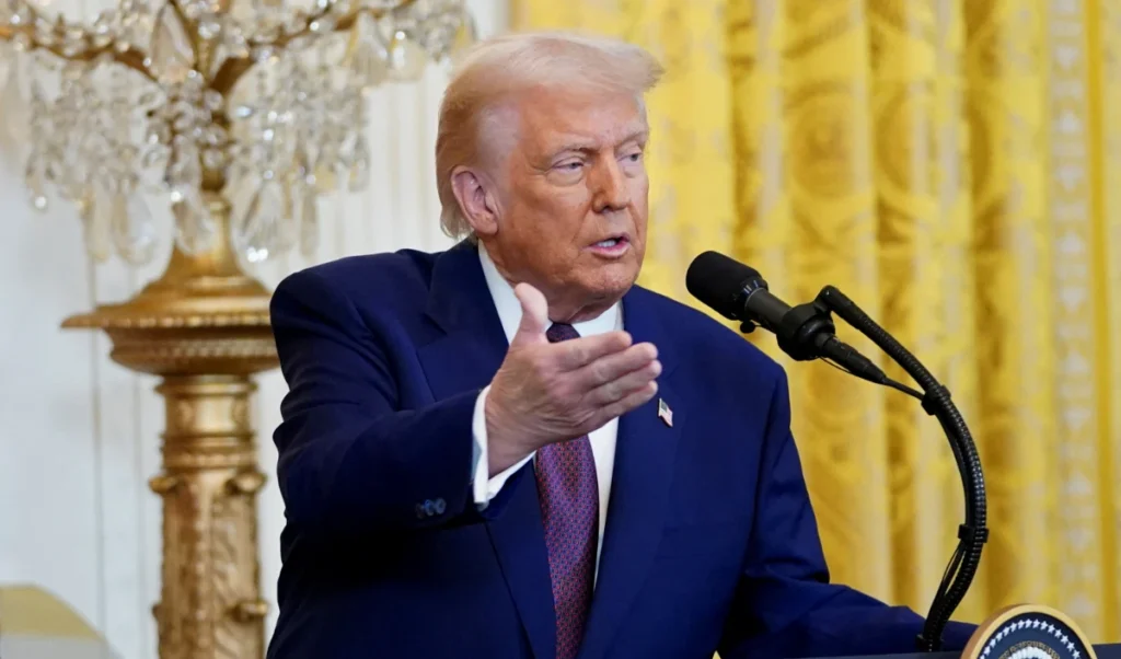 india distanced itself from the showy davos meeting while pakistan joined trump board of peace