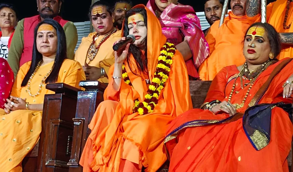 एक्ट्रेस Mamta Kulkarni का Shocking फैसला, छोड़ेंगी Kinnar Akhada का महामंडलेश्वर पद, जानें कारण