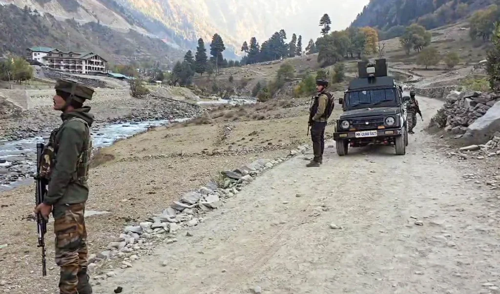 गणतंत्र दिवस से पहले आतंक पर करारा प्रहार, Jammu-Kashmir में सुरक्षा बलों ने चलाया निर्णायक अभियान