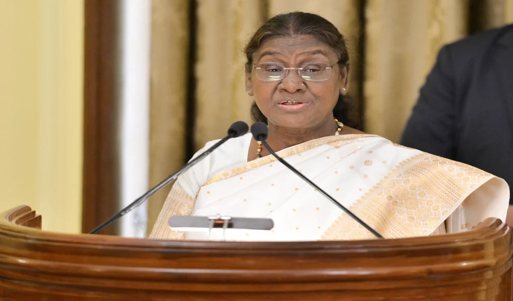 मार्च में Ram Lalla के दर्शन करेंगी President Murmu, अयोध्या में स्वागत की भव्य तैयारी मार्च में Ram Lalla के दर्शन करेंगी President Murmu, अयोध्या में स्वागत की भव्य तैयारी