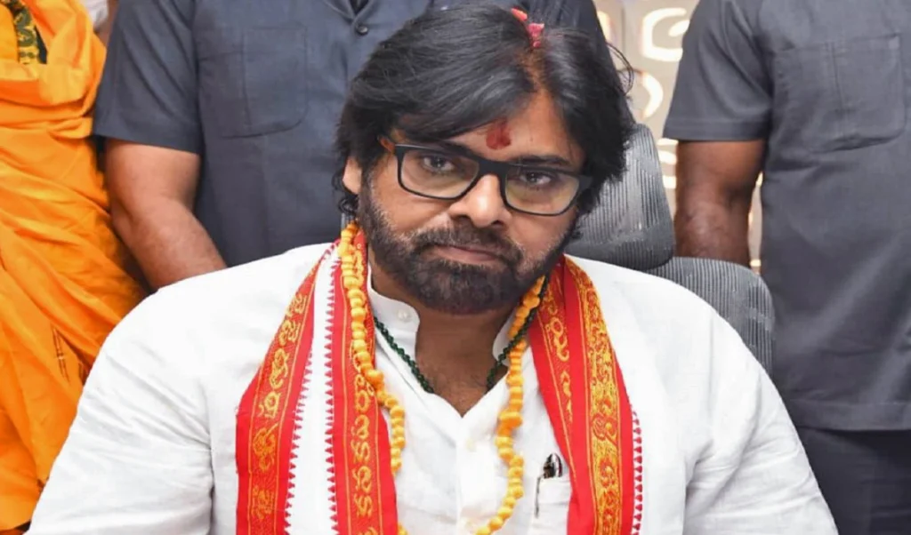 यौन उत्पीड़न के आरोपों में फंसे Janasena MLA, पार्टी ने बनाई जांच Committee, सभी कार्यक्रमों से दूर रहने का आदेश